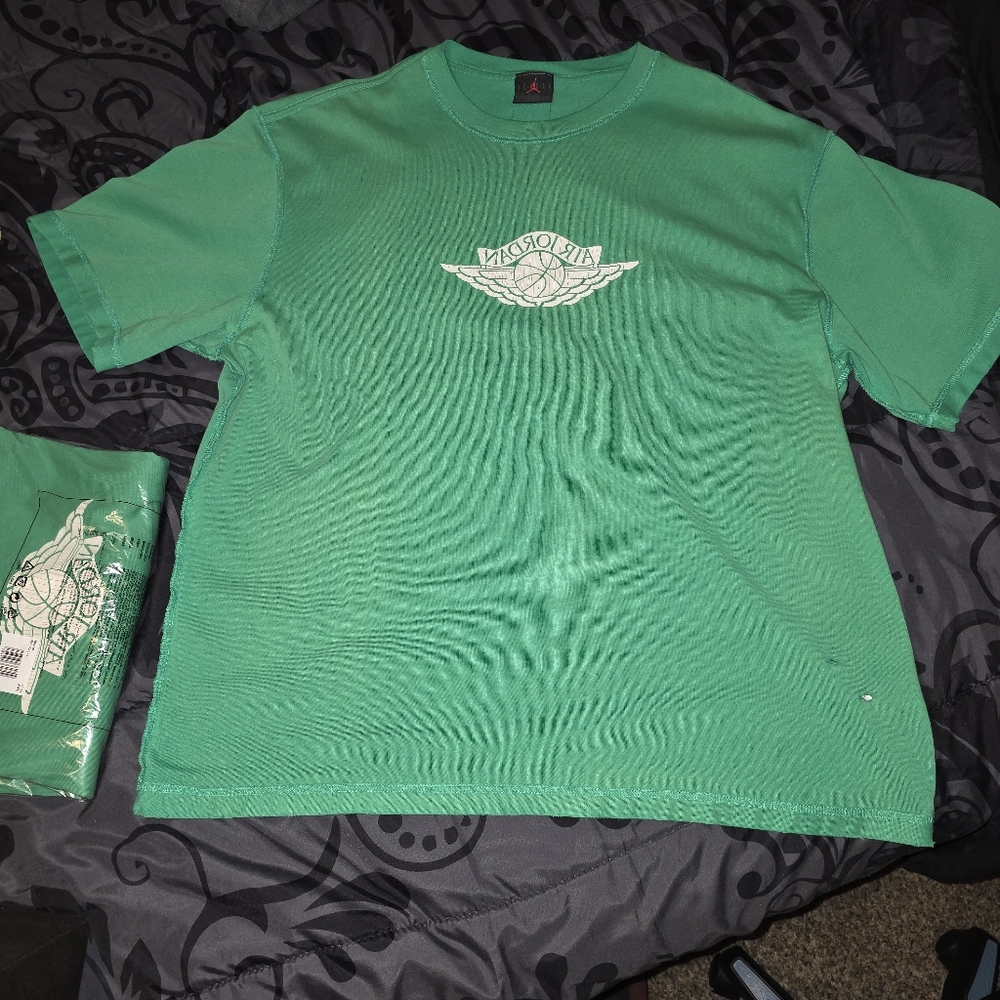 Mens 2xl distressed Green